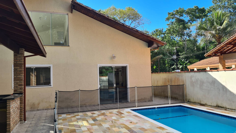 Imagem Casa com 2 Quartos à Venda, 237 m² em Mar Verde Ii - Caraguatatuba