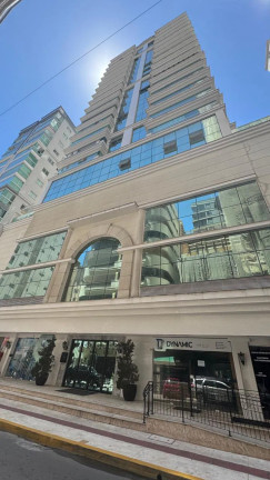 Imagem Apartamento com 4 Quartos à Venda, 162 m² em Meia Praia - Itapema