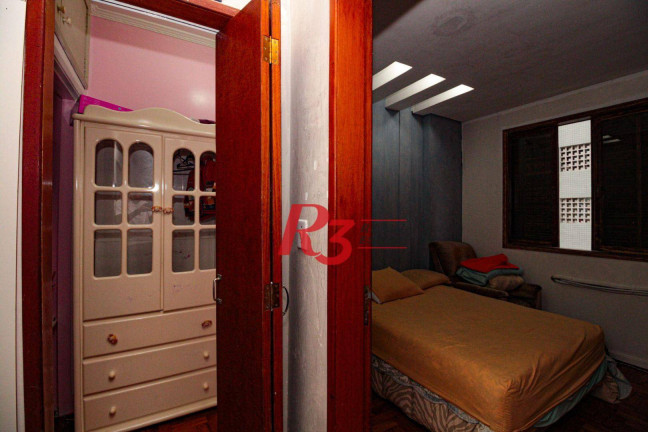 Imagem Apartamento com 2 Quartos à Venda, 80 m² em Embaré - Santos