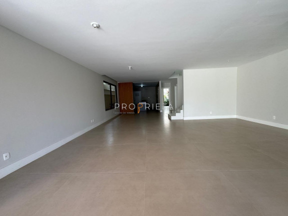 Imagem Casa de Condomínio com 5 Quartos à Venda, 450 m² em Barra Da Tijuca - Rio De Janeiro Imagem Casa de Condomínio com 5 Quartos à Venda, 450 m² em Barra Da Tijuca - Rio De Janeiro