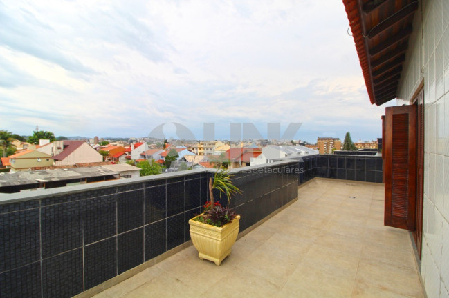 Imagem Imóvel com 2 Quartos à Venda, 176 m² em Jardim Planalto - Porto Alegre Imagem Imóvel com 2 Quartos à Venda, 176 m² em Jardim Planalto - Porto Alegre