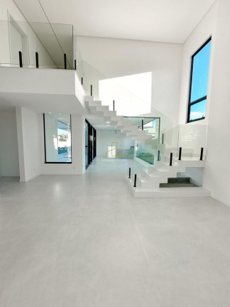 Imagem Casa com 5 Quartos à Venda, 595 m² em Interlagos - Vila Velha Imagem Casa com 5 Quartos à Venda, 595 m² em Interlagos - Vila Velha
