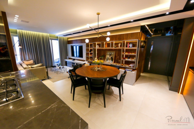 Imagem Apartamento com 3 Quartos à Venda, 210 m² em Agronômica - Florianópolis Imagem Apartamento com 3 Quartos à Venda, 210 m² em Agronômica - Florianópolis