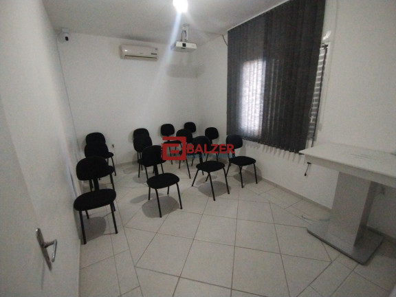 Imagem Casa com 3 Quartos à Venda, 323 m² em Ipiranga - São José