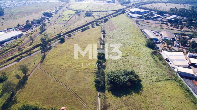 Imagem Terreno à Venda, 190.000 m² em Recanto Dos Pássaros - Paulínia Imagem Terreno à Venda, 190.000 m² em Recanto Dos Pássaros - Paulínia