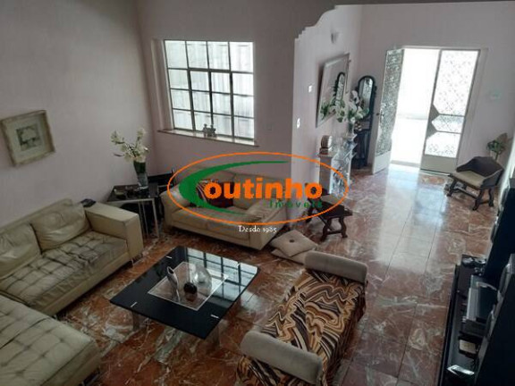 Imagem Casa com 6 Quartos à Venda, 356 m² em Grajaú - Rio De Janeiro Imagem Casa com 6 Quartos à Venda, 356 m² em Grajaú - Rio De Janeiro