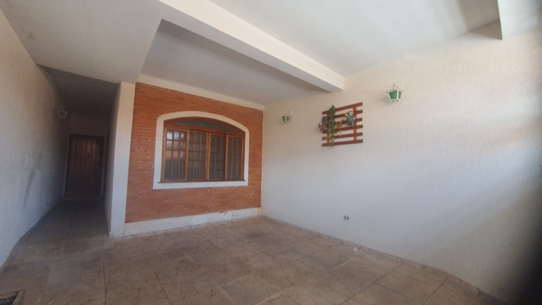 Sobrado com 3 Quartos à Venda, 130 m² em Santana - Pindamonhangaba