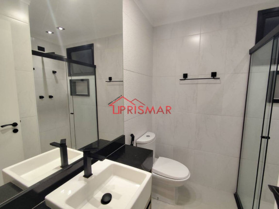 Imagem Cobertura com 3 Quartos à Venda, 191 m² em Pompeia - Santos