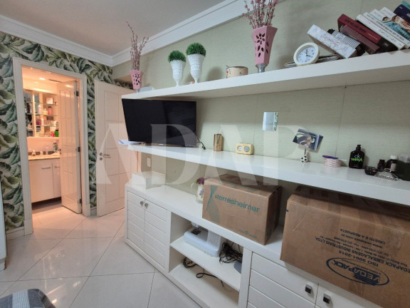 Imagem Imóvel com 2 Quartos à Venda, 99 m² em Barra Da Tijuca - Rio De Janeiro Imagem Imóvel com 2 Quartos à Venda, 99 m² em Barra Da Tijuca - Rio De Janeiro