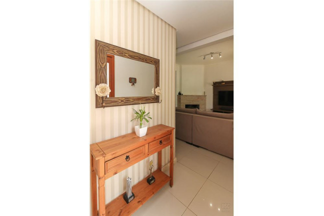 Imagem Casa com 3 Quartos à Venda,  em Hípica - Porto Alegre