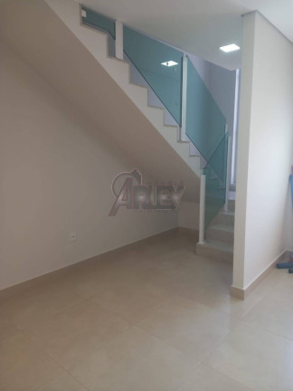Casa com 4 Quartos à Venda,  em Vila Sumaré - Montes Claros