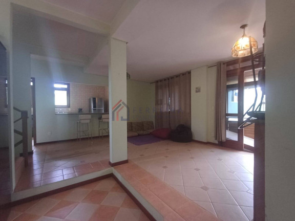 Imagem Casa com 3 Quartos para Alugar, 120 m² em Barra Da Lagoa - Florianópolis Imagem Casa com 3 Quartos para Alugar, 120 m² em Barra Da Lagoa - Florianópolis