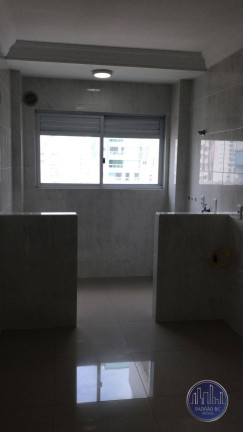 Imagem Apartamento com 2 Quartos para Alugar, 90 m² em Centro - Balneário Camboriú