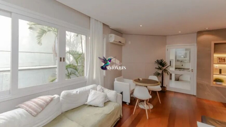 Imagem Apartamento com 3 Quartos à Venda, 147 m² em Petrópolis - Porto Alegre