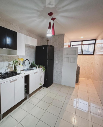 Imagem Apartamento com 3 Quartos para Alugar, 70 m² em Centro