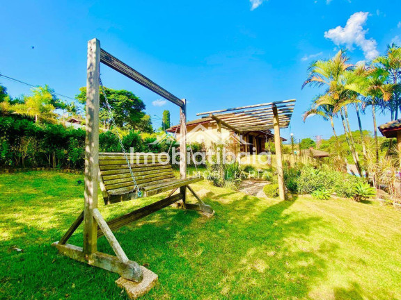 Imagem Chácara com 3 Quartos à Venda, 3.000 m² em Laranjal - Atibaia