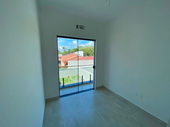 Sobrado com 3 Quartos à Venda, 123 m² em Cambiju - Itapoá