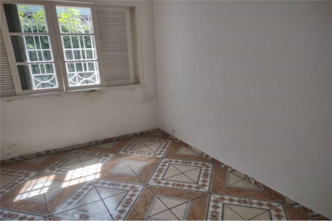 Imagem Casa com 4 Quartos à Venda, 214 m² em Torres Tibagy - Guarulhos