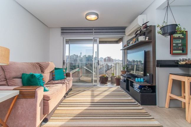 Imóvel com 1 Quarto à Venda,  em Petrópolis - Porto Alegre
