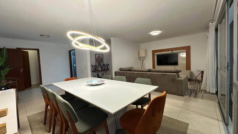Imagem Apartamento com 3 Quartos à Venda, 174 m² em Pitangueiras - Guarujá