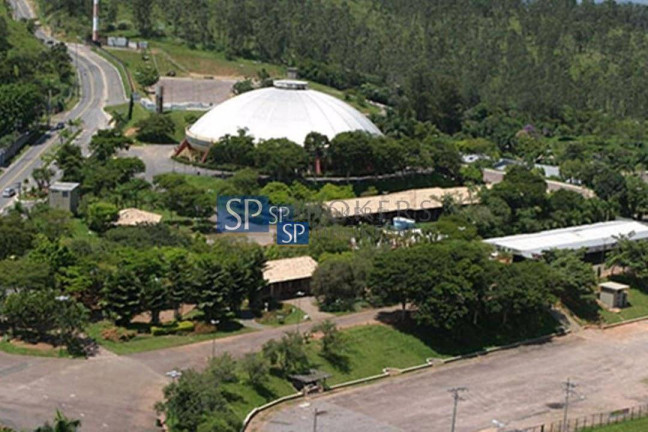 Sala Comercial à Venda ou Locação, 765 m² em Centro - Vinhedo