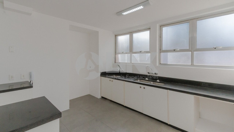 Imagem Apartamento com 3 Quartos à Venda, 381 m² em Moinhos De Vento - Porto Alegre