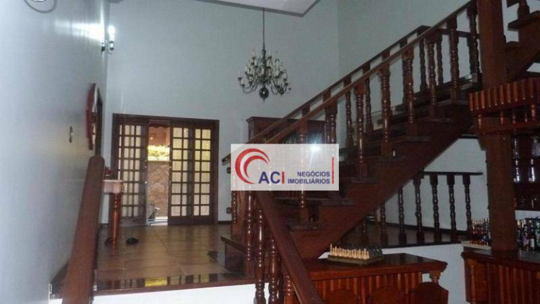 Imagem Casa com 3 Quartos à Venda, 350 m² em Vila Verde - Itapevi Imagem Casa com 3 Quartos à Venda, 350 m² em Vila Verde - Itapevi