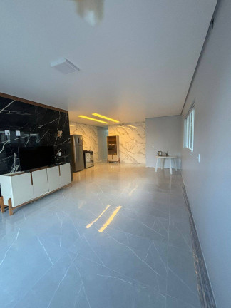 Imagem Casa com 3 Quartos à Venda, 120 m² em Rio Vermelho - Florianópolis Imagem Casa com 3 Quartos à Venda, 120 m² em Rio Vermelho - Florianópolis
