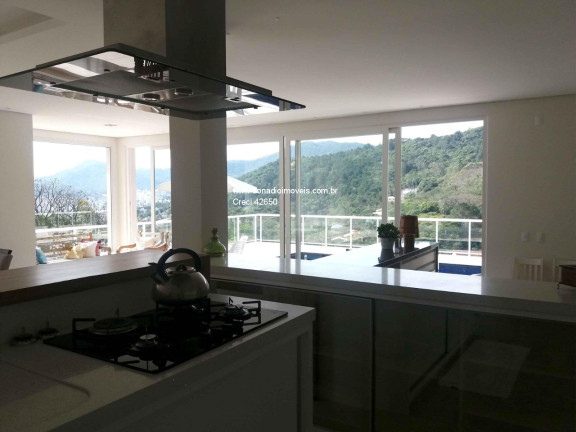 Imagem Casa com 4 Quartos à Venda, 530 m² em Córrego Grande - Florianópolis