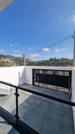 Casa com 3 Quartos à Venda, 175 m² em Laranjeiras - Caieiras