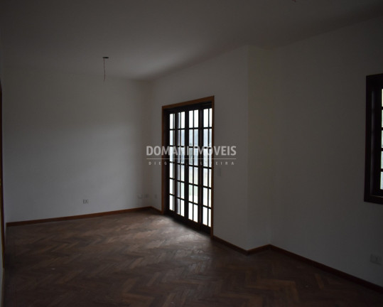 Imagem Casa com 6 Quartos à Venda, 260 m² em Região Do Atalaia - Campos Do Jordão