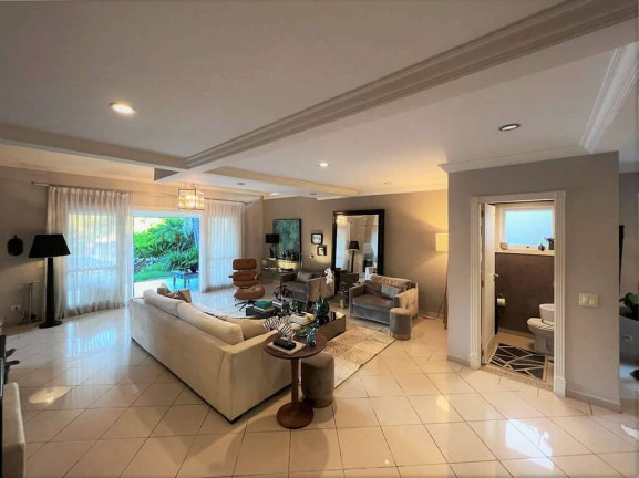Imagem Casa com 4 Quartos à Venda, em Vila Santo Antônio - Cotia Imagem Casa com 4 Quartos à Venda, em Vila Santo Antônio - Cotia