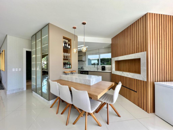 Imagem Casa com 4 Quartos à Venda, 3.575 m² em Atlantida - Capao Da Canoa Imagem Casa com 4 Quartos à Venda, 3.575 m² em Atlantida - Capao Da Canoa