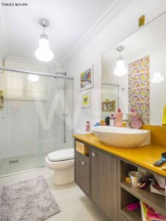 Imagem Imóvel com 3 Quartos à Venda, 314 m² em Jardim Itu - Porto Alegre Imagem Imóvel com 3 Quartos à Venda, 314 m² em Jardim Itu - Porto Alegre