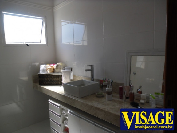 Imagem Casa com 3 Quartos à Venda, em Vila Branca - Jacareí Imagem Casa com 3 Quartos à Venda, em Vila Branca - Jacareí
