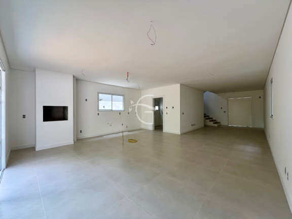 Imagem Sobrado com 4 Quartos à Venda, 327 m² em América - Joinville Imagem Sobrado com 4 Quartos à Venda, 327 m² em América - Joinville
