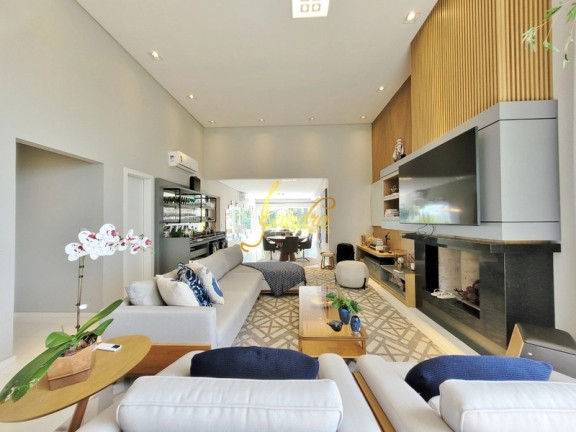 Imagem Casa de Condomínio com 4 Quartos à Venda, 210 m² em Centro - Xangri-la