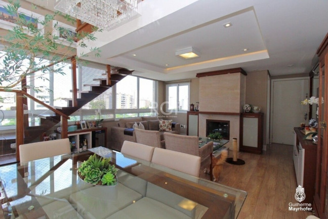 Imagem Imóvel com 1 Quarto à Venda, 150 m² em São João - Porto Alegre Imagem Imóvel com 1 Quarto à Venda, 150 m² em São João - Porto Alegre