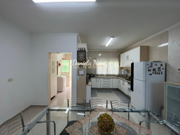 Imagem Sobrado com 3 Quartos à Venda, 239 m² em Vila Scarpelli - Santo André