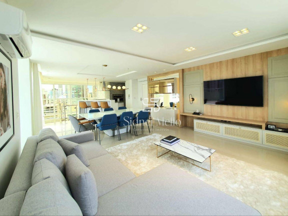 Cobertura com 4 Quartos à Venda, 240 m² em 2 Quadra Centro - Balneário Camboriú