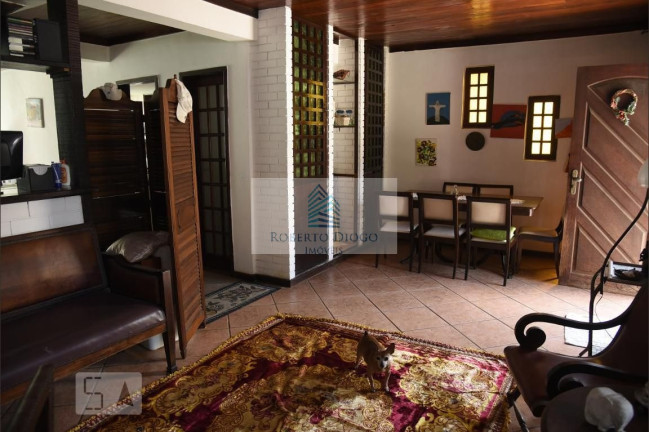 Imagem Casa com 5 Quartos à Venda, 200 m² em Pechincha - Rio De Janeiro Imagem Casa com 5 Quartos à Venda, 200 m² em Pechincha - Rio De Janeiro
