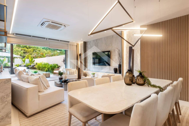 Imagem Casa com 3 Quartos à Venda, 321 m² em Barra Da Tijuca - Rio De Janeiro Imagem Casa com 3 Quartos à Venda, 321 m² em Barra Da Tijuca - Rio De Janeiro