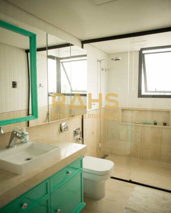 Imagem Casa com 4 Quartos à Venda, 671 m² em América - Joinville Imagem Casa com 4 Quartos à Venda, 671 m² em América - Joinville