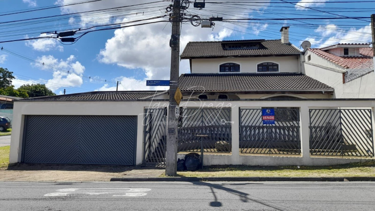 Sobrado com 3 Quartos à Venda, 202 m² em Boa Vista - Curitiba