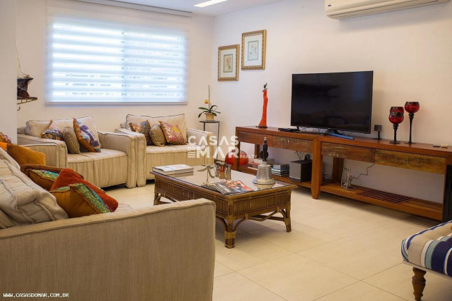 Imagem Casa com 4 Quartos para Alugar ou Temporada, 350 m² em Geribá - Armação Dos Búzios Imagem Casa com 4 Quartos para Alugar ou Temporada, 350 m² em Geribá - Armação Dos Búzios