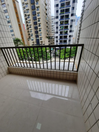 Imagem Apartamento com 3 Quartos à Venda, 130 m² em Gonzaga - Santos Imagem Apartamento com 3 Quartos à Venda, 130 m² em Gonzaga - Santos