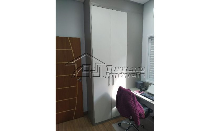 Imagem Casa de Condomínio com 3 Quartos à Venda, 160 m² em Jacareí - Jacareí