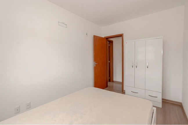 Imagem Imóvel com 2 Quartos à Venda, 66 m² em Cristo Redentor - Porto Alegre Imagem Imóvel com 2 Quartos à Venda, 66 m² em Cristo Redentor - Porto Alegre