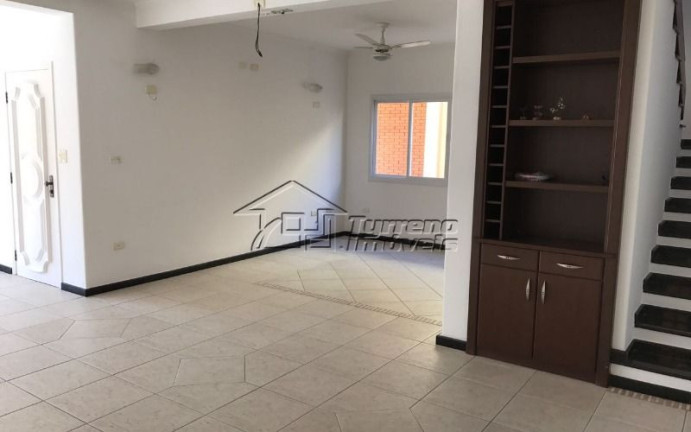 Imagem Casa de Condomínio com 3 Quartos à Venda, 250 m² em Jardim Das Colinas - São José Dos Campos