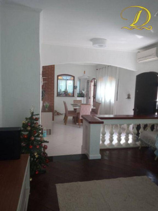 Imagem Casa com 3 Quartos à Venda, 250 m² em Solemar - Praia Grande